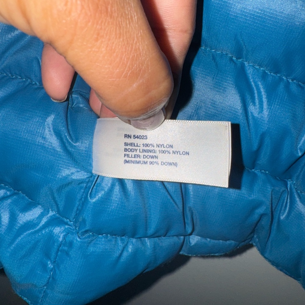 GAP Blue Quilted Puffer Vest - Picture 8 of 8
